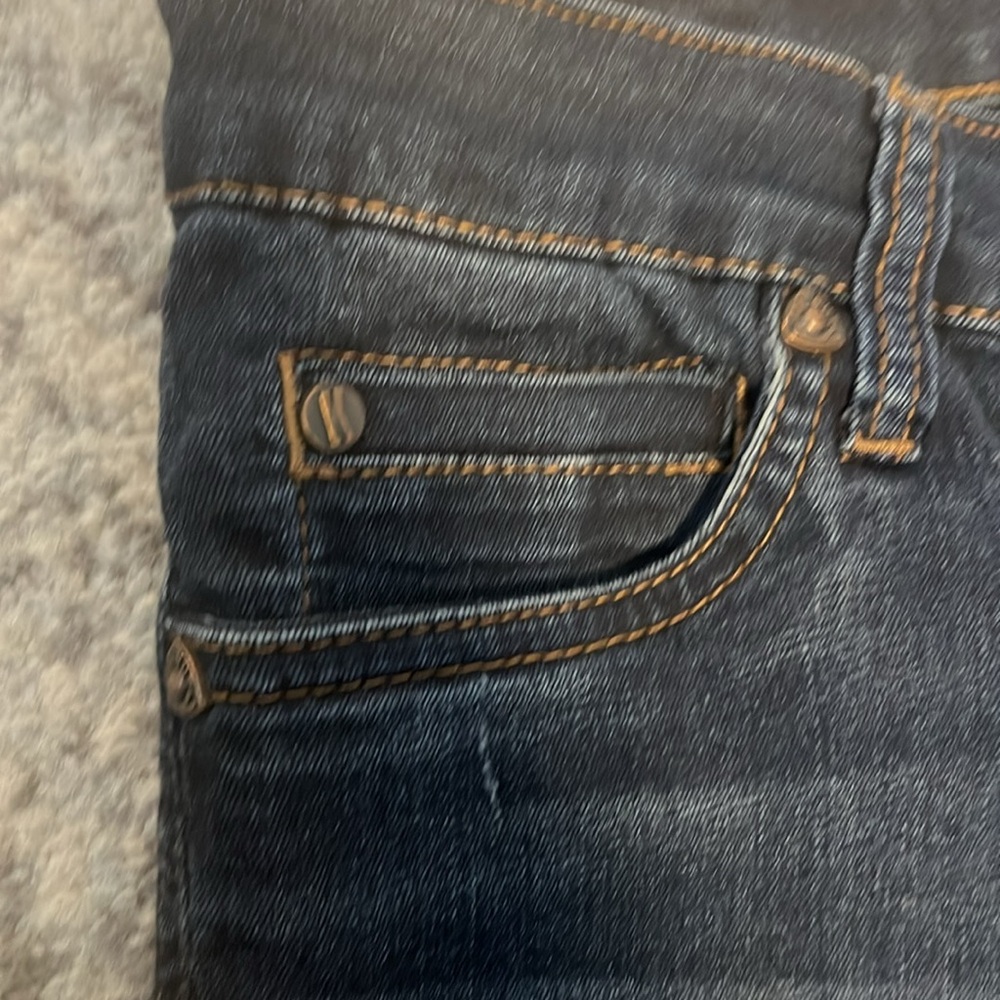 Kut from the Kloth dark wash skinny jean Size 10 - Picture 4 of 9